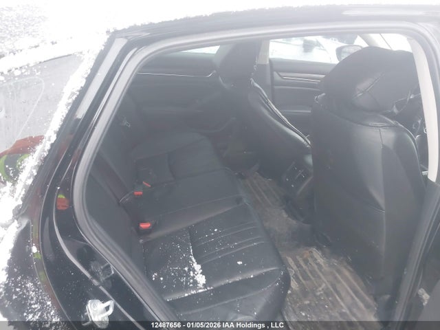 1HGCV2F96NA800885 Honda Accord