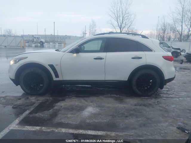 JN8CS1MW2GM400614 Infiniti QX70
