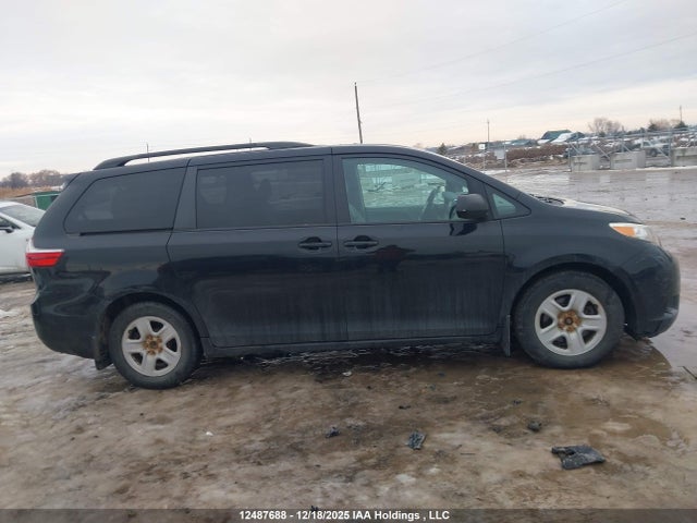 Aukcja sprzedaży 2017 Toyota Sienna Le, vin: 5TDKZ3DC8HS841531, numer aukcji: 12487688