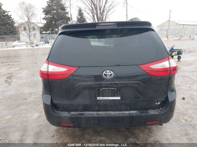 Aukcja sprzedaży 2017 Toyota Sienna Le, vin: 5TDKZ3DC8HS841531, numer aukcji: 12487688