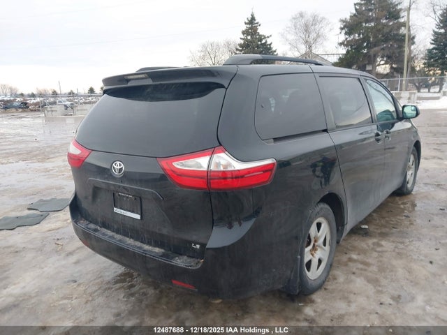 Aukcja sprzedaży 2017 Toyota Sienna Le, vin: 5TDKZ3DC8HS841531, numer aukcji: 12487688