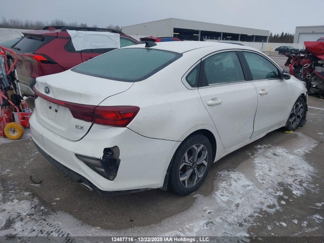 3KPF54AD1ME370469 KIA FORTE EX