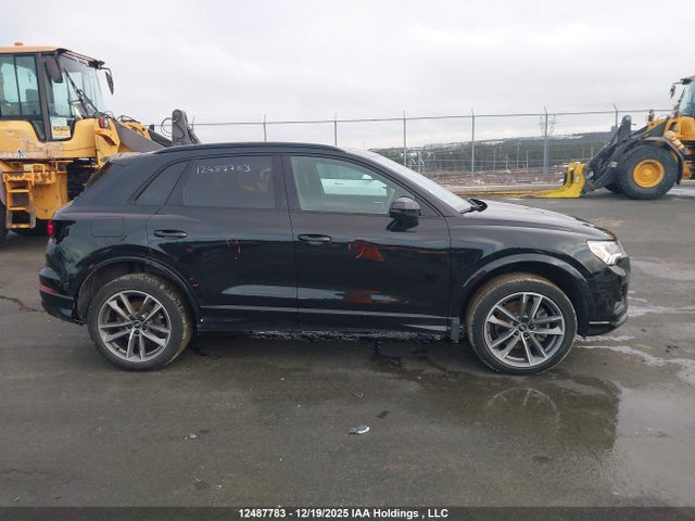 WA1AECF38N1018086 Audi Q3 45 Komfort/45 Progressiv