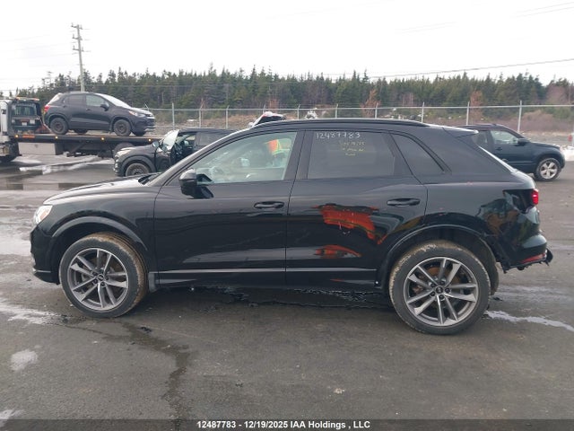 WA1AECF38N1018086 Audi Q3 45 Komfort/45 Progressiv