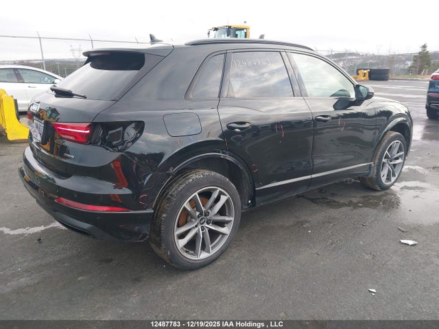 WA1AECF38N1018086 Audi Q3 45 Komfort/45 Progressiv