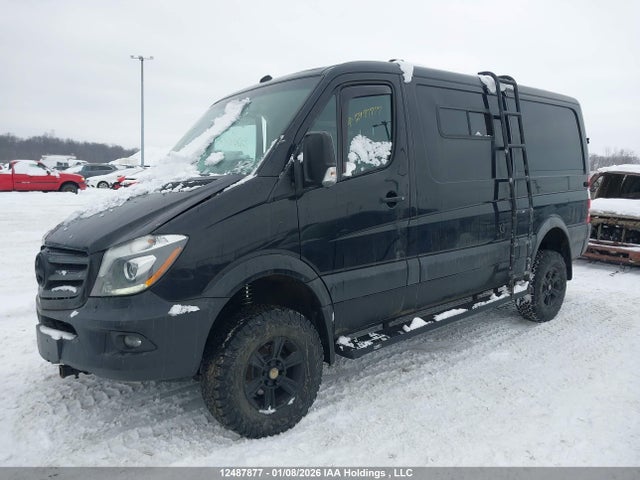 Mercedes-Benz Sprinter 2500 2017 WD3CE7CD2HP393888 Image 2