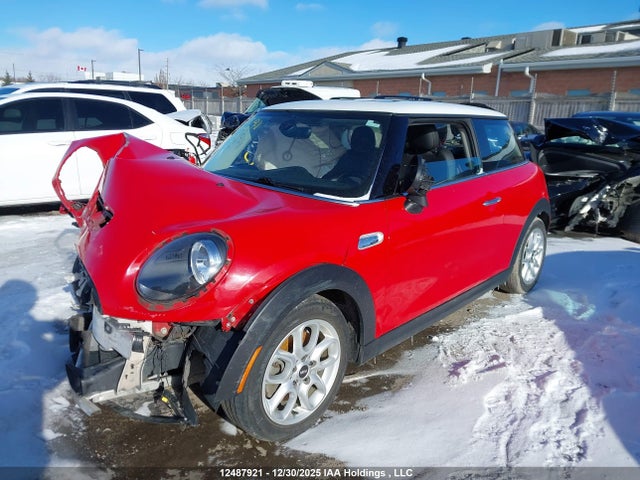 Mini 3 Door Cooper S 2019 WMWXP7C59K2A51515 Image 2