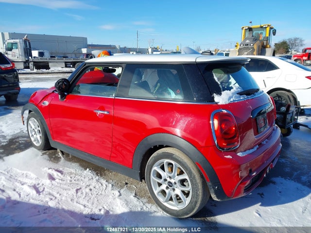 Mini 3 Door Cooper S 2019 WMWXP7C59K2A51515 Image 3