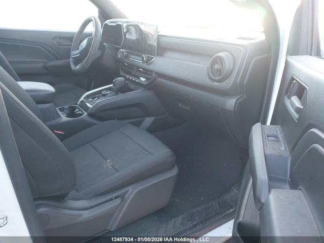 12487934 :رقم المزاد ، 1GCPTEEK5R1153316 vin ، 2024 Chevrolet Colorado Trail Boss 4wd مزاد بيع