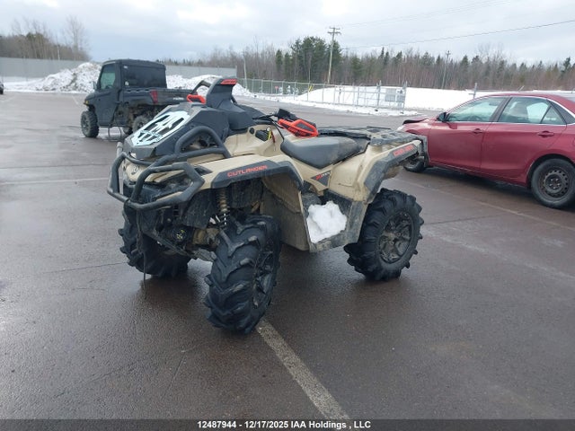 3JBLWAU43PJ001136 Can-Am Outlander X Mr 850