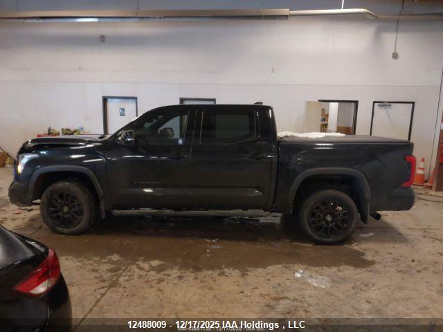 5TFWA5DB3SX261262 Toyota Tundra