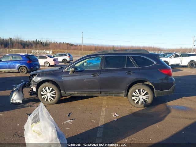 4S4BSDLC6J3322458 Subaru Outback 2.5i Limited