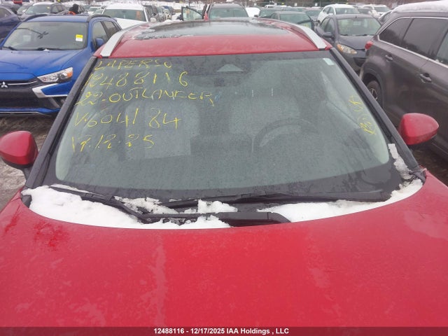 JA4J4UA86NZ604184 Mitsubishi Outlander Se/black Edition
