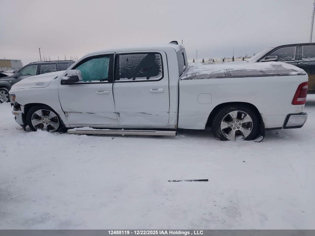 RAM 1500 Laramie 2023 1C6SRFRT3PN681709 Image 14