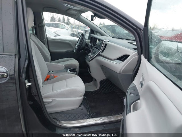 5TDKZ3DC8LS079150 Toyota Sienna