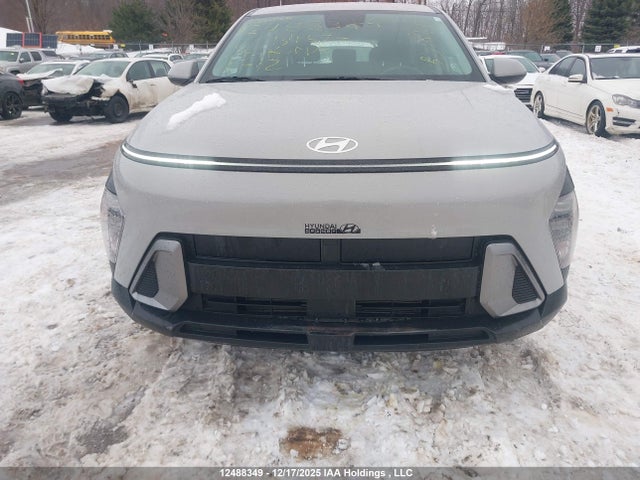KM8HACABXRU134677 Hyundai Kona Essential 4p Ti