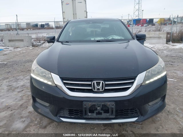 12488393 :رقم المزاد ، 1HGCR2F95FA809616 vin ، 2015 Honda Accord Touring مزاد بيع
