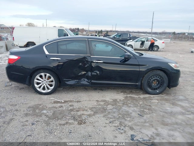 12488393 :رقم المزاد ، 1HGCR2F95FA809616 vin ، 2015 Honda Accord Touring مزاد بيع