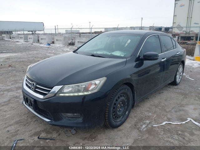12488393 :رقم المزاد ، 1HGCR2F95FA809616 vin ، 2015 Honda Accord Touring مزاد بيع