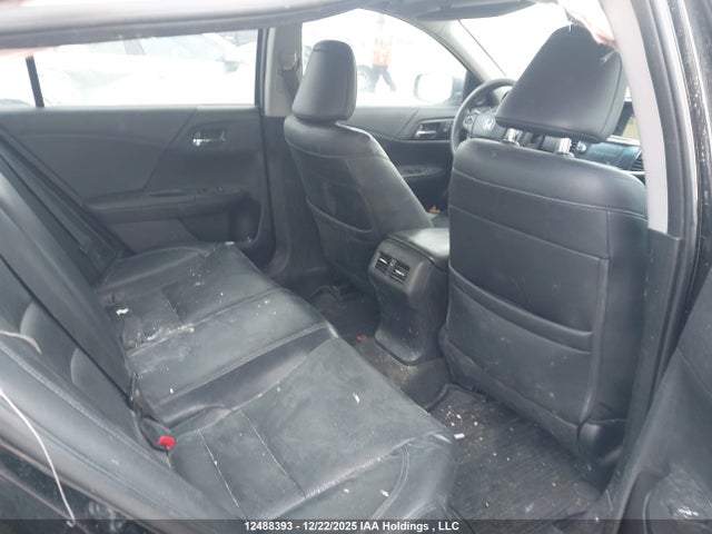 12488393 :رقم المزاد ، 1HGCR2F95FA809616 vin ، 2015 Honda Accord Touring مزاد بيع