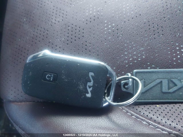 Продажа на аукционе авто 2022 Kia Seltos Sx Turbo W/black Interior/sx Turbo W/burgundy Interior, vin: KNDETCA29N7345900, номер лота: 12488523