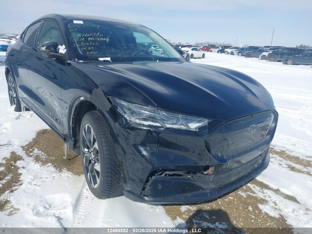 Aukcja sprzedaży 2022 Ford Mustang Mach-e Premium, vin: 3FMTK3SU2NMA26186, numer aukcji: 12488552