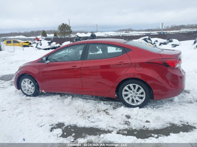5NPDH4AE1GH693704 Hyundai ELANTRA GL