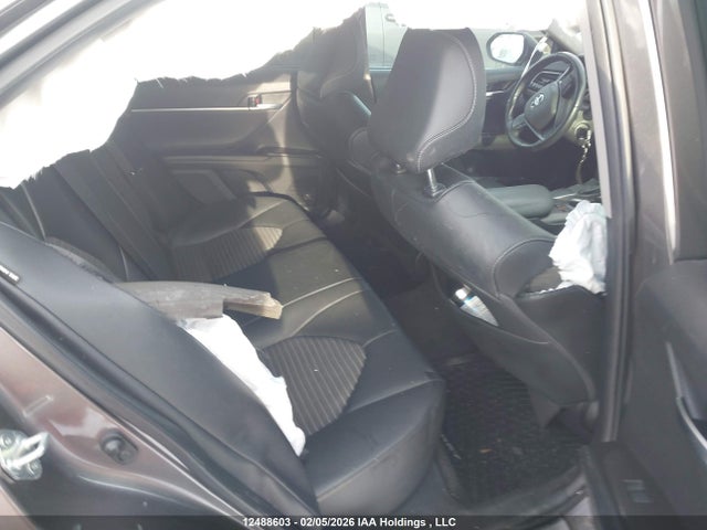 12488603 :رقم المزاد ، 4T1G11AK2NU693831 vin ، 2022 Toyota Camry Se مزاد بيع