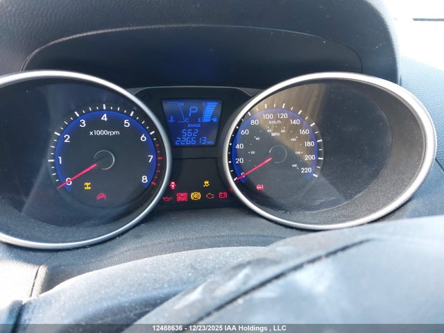 KM8JUCAG1EU854352 Hyundai TUCSON GLS