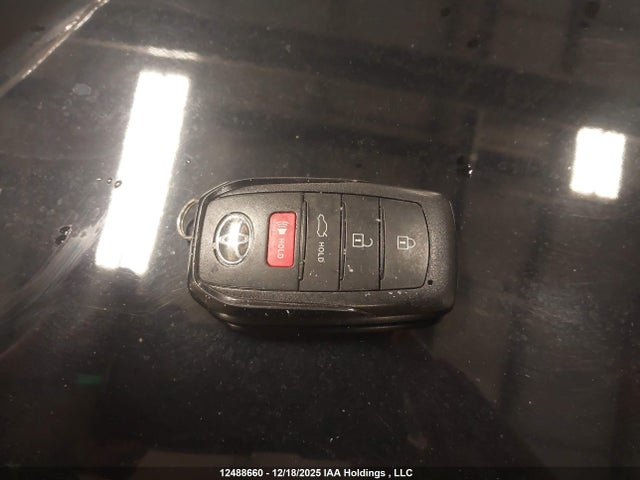 Toyota Corolla Hybrid Le 2025 JTDBDMHE7S3019876 Image 11
