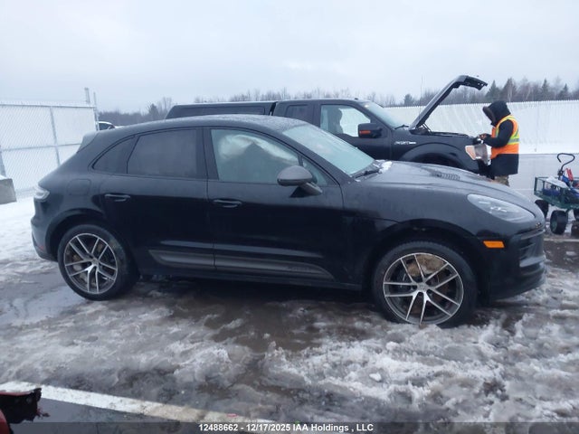 Porsche Macan T 2025 WP1AA2A57SLB11121 Image 13