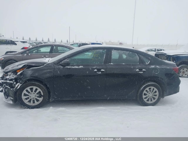3KPF24AD6PE613268 KIA Forte Lx/lxs