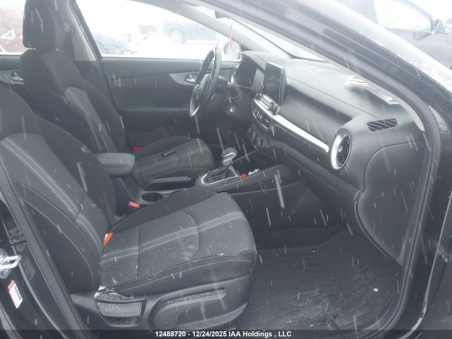 3KPF24AD6PE613268 KIA Forte Lx/lxs