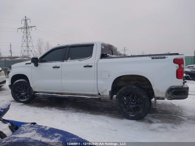 3GCUKFE81SG342617 Chevrolet Silverado 1500 4wd Lt Trail Boss