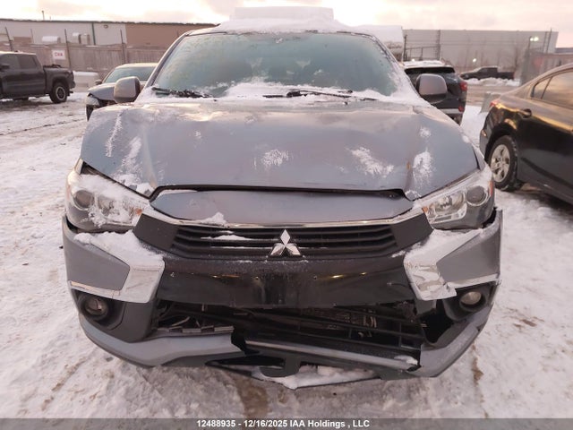 JA4AJ3AU5HZ600423 Mitsubishi RVR SE