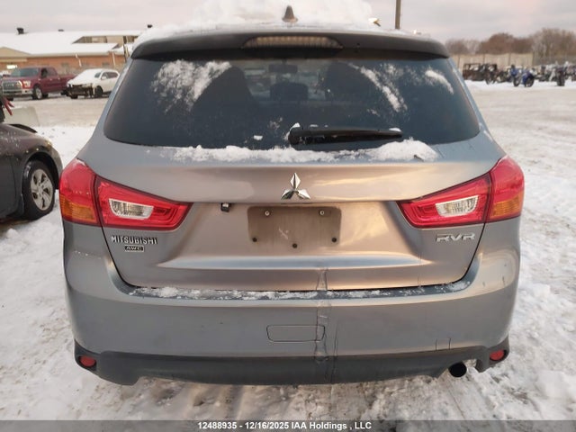 JA4AJ3AU5HZ600423 Mitsubishi RVR SE