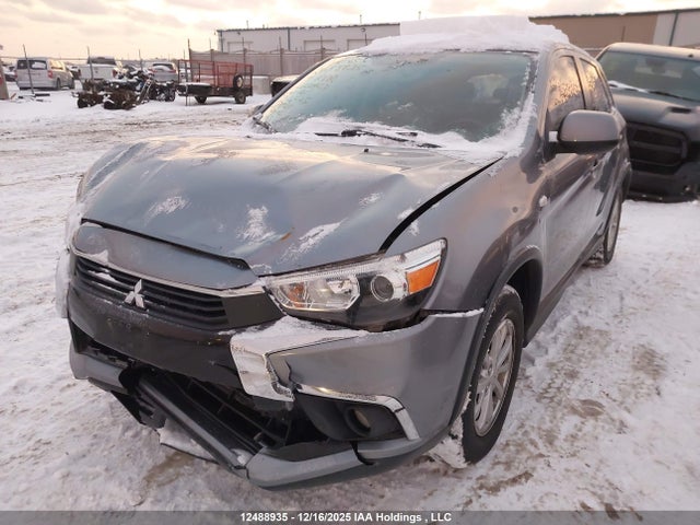 JA4AJ3AU5HZ600423 Mitsubishi RVR SE