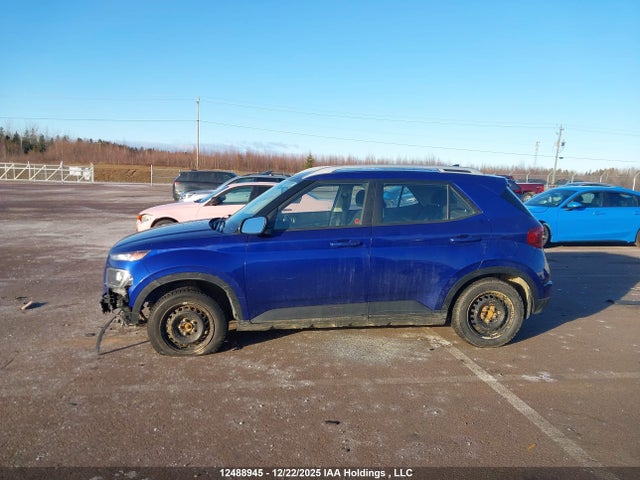 12488945 :رقم المزاد ، KMHRC8A30NU132791 vin ، 2022 Hyundai Venue Preferred مزاد بيع