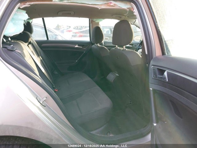 2018 Volkswagen Golf მანქანა იყიდება აუქციონზე, vin: 3VWG17AU7JM280713, აუქციონის ნომერი: 12489024