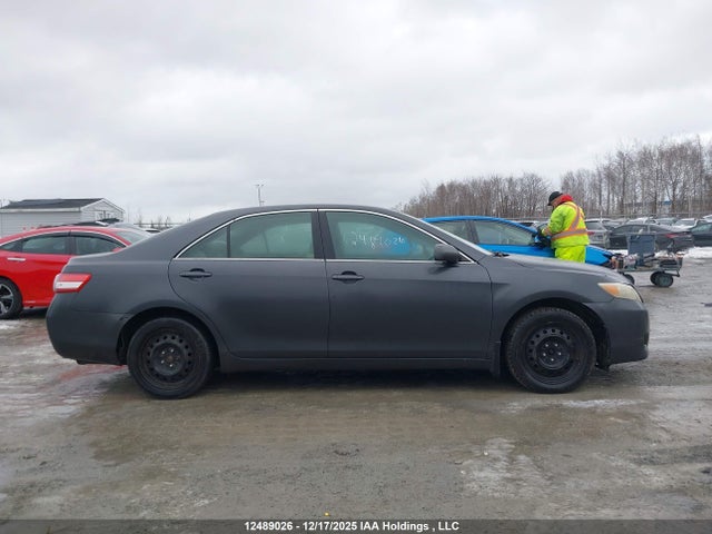 2010 Toyota Camry Se/le/xle მანქანა იყიდება აუქციონზე, vin: 4T1BF3EK9AU104446, აუქციონის ნომერი: 12489026