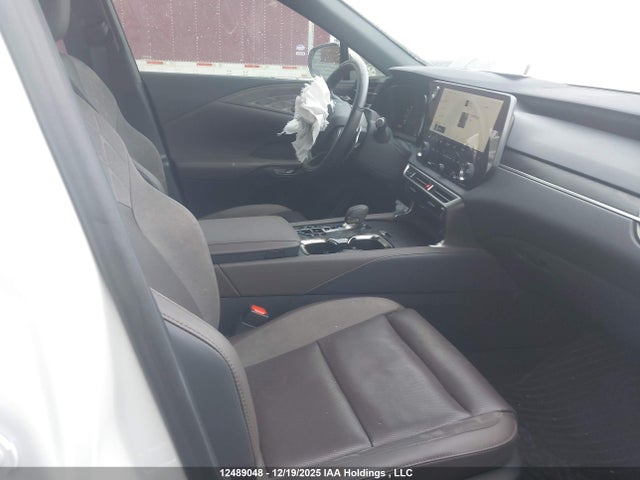 JTJCJMGA6R2017786 Lexus Rx 450h+