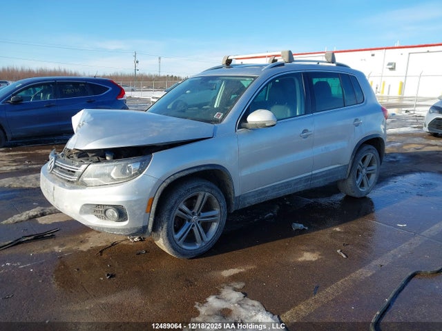 Volkswagen Tiguan Highline 2017 WVGLV7AX2HK030583 Image 2