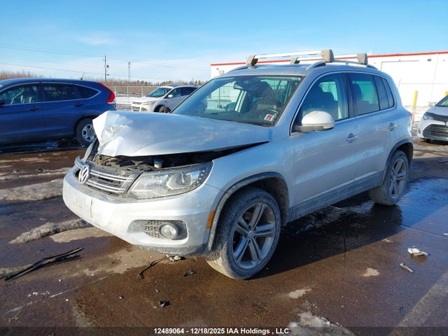Volkswagen Tiguan Highline 2017 WVGLV7AX2HK030583 Image 6