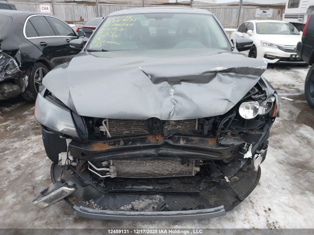 1VWCV7A36FC068954 Volkswagen PASSAT SEL