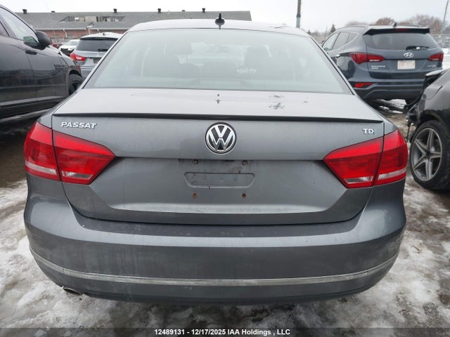 1VWCV7A36FC068954 Volkswagen PASSAT SEL