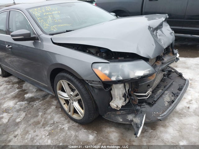 1VWCV7A36FC068954 Volkswagen PASSAT SEL