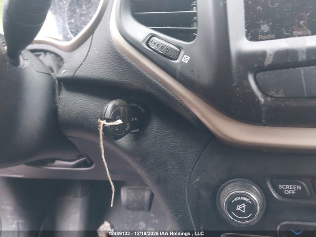 12489133 :رقم المزاد ، 1C4PJLCB5FW505693 vin ، 2015 Jeep Cherokee North مزاد بيع