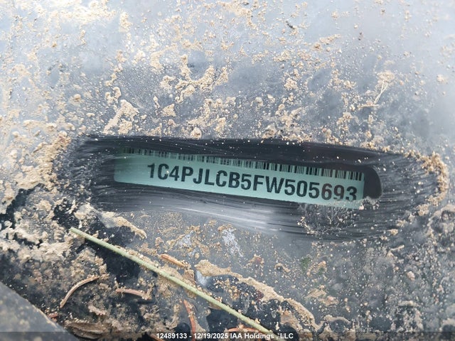 12489133 :رقم المزاد ، 1C4PJLCB5FW505693 vin ، 2015 Jeep Cherokee North مزاد بيع