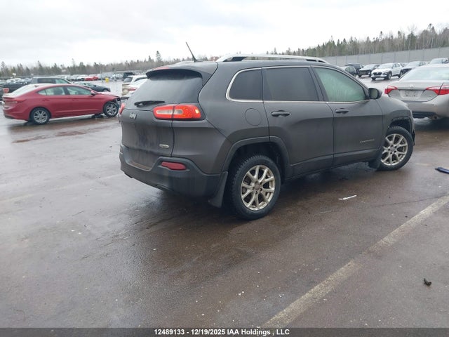 12489133 :رقم المزاد ، 1C4PJLCB5FW505693 vin ، 2015 Jeep Cherokee North مزاد بيع
