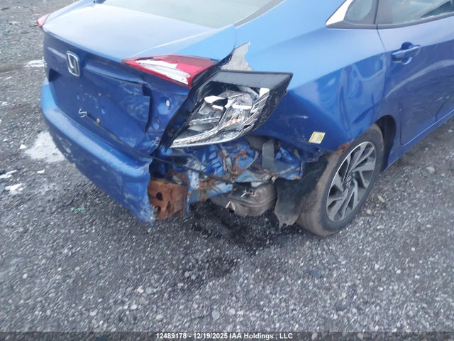 Honda CIVIC EX 2016 2HGFC2F70GH016398 Image 24